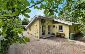 Lovely Home In Glesborg With Sauna in Glesborg